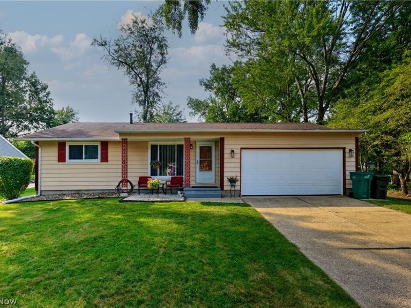 7846 Brookwood Street NE, Warren, OH 44484 Photo 1