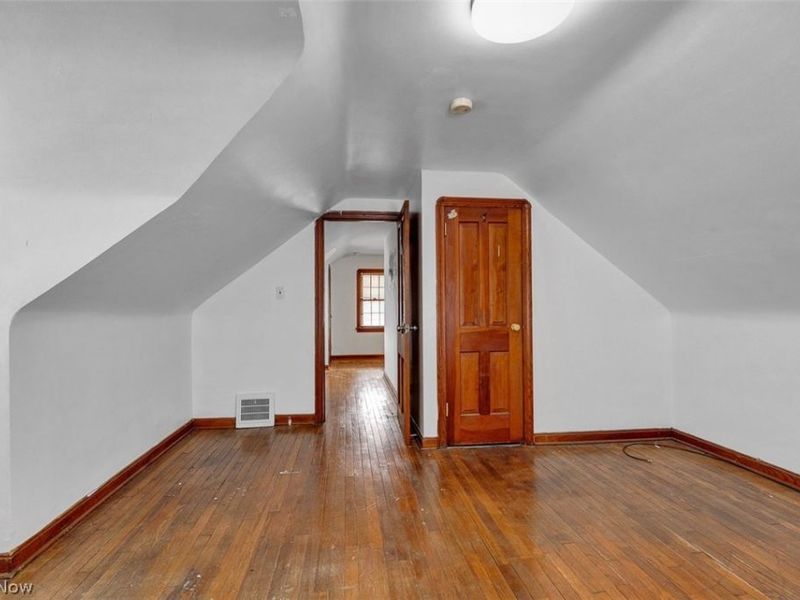12201 Kensington Avenue , Cleveland, OH 44111 Photo 20