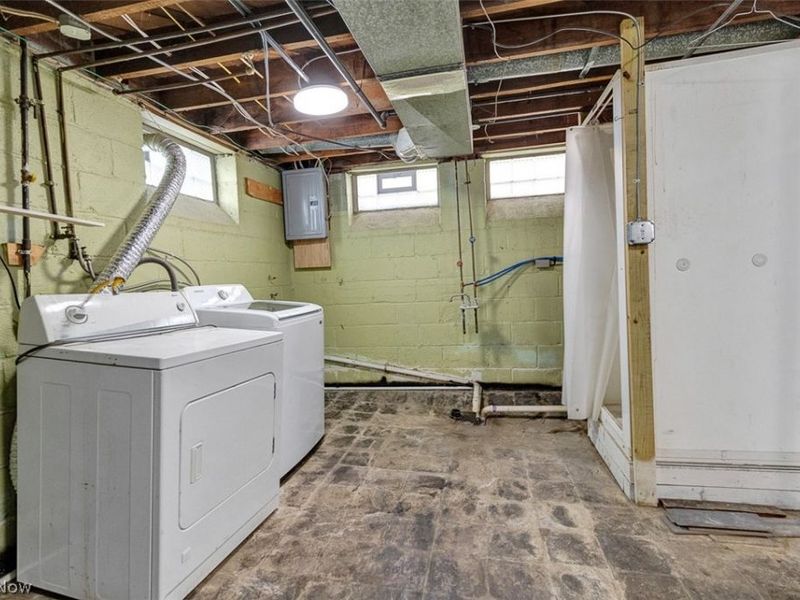 12201 Kensington Avenue , Cleveland, OH 44111 Photo 24