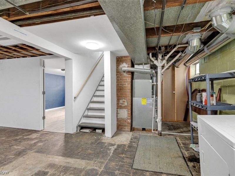12201 Kensington Avenue , Cleveland, OH 44111 Photo 25