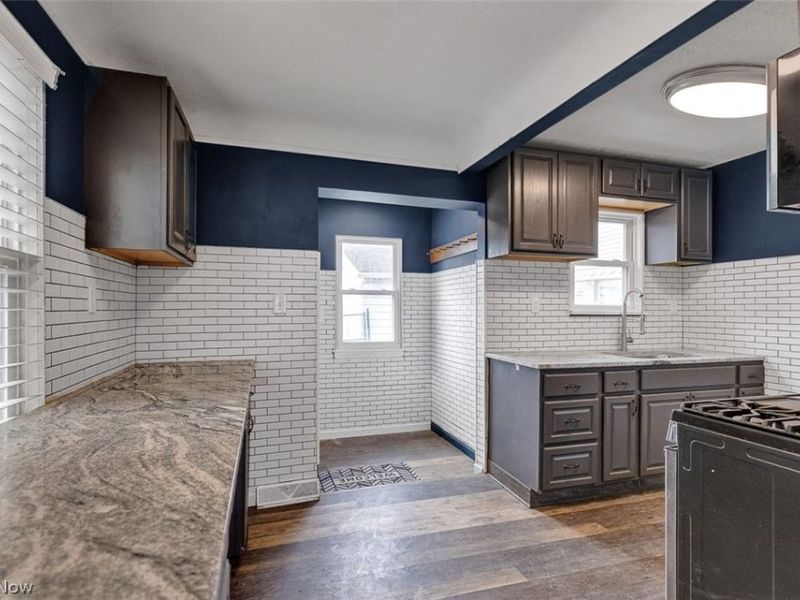 12201 Kensington Avenue , Cleveland, OH 44111 Photo 4