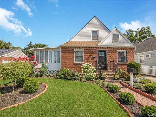 133 Booth Street, Hempstead, NY 11550