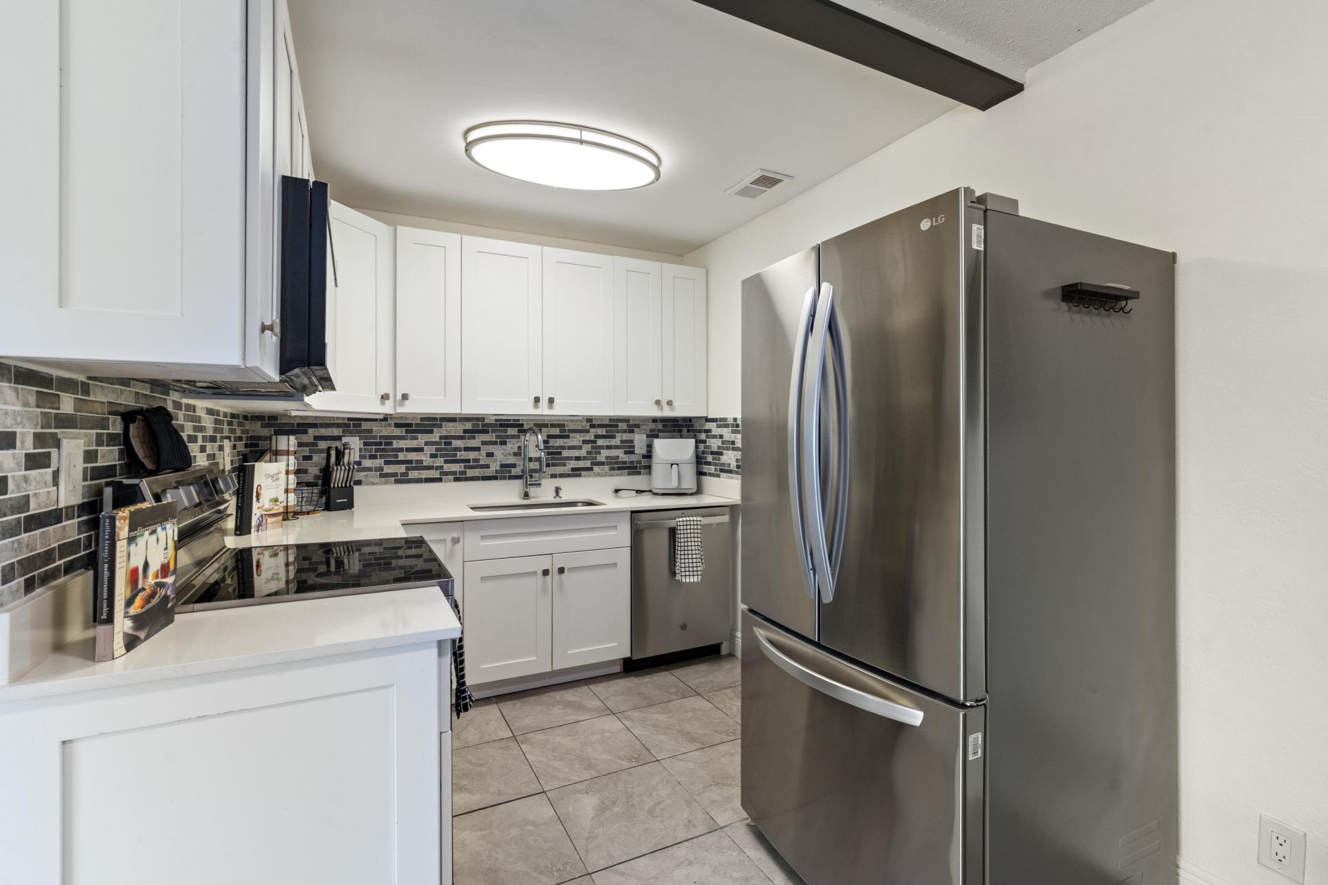299 SW 7th Street, Unit 2060, Boca Raton, FL 33432 Photo