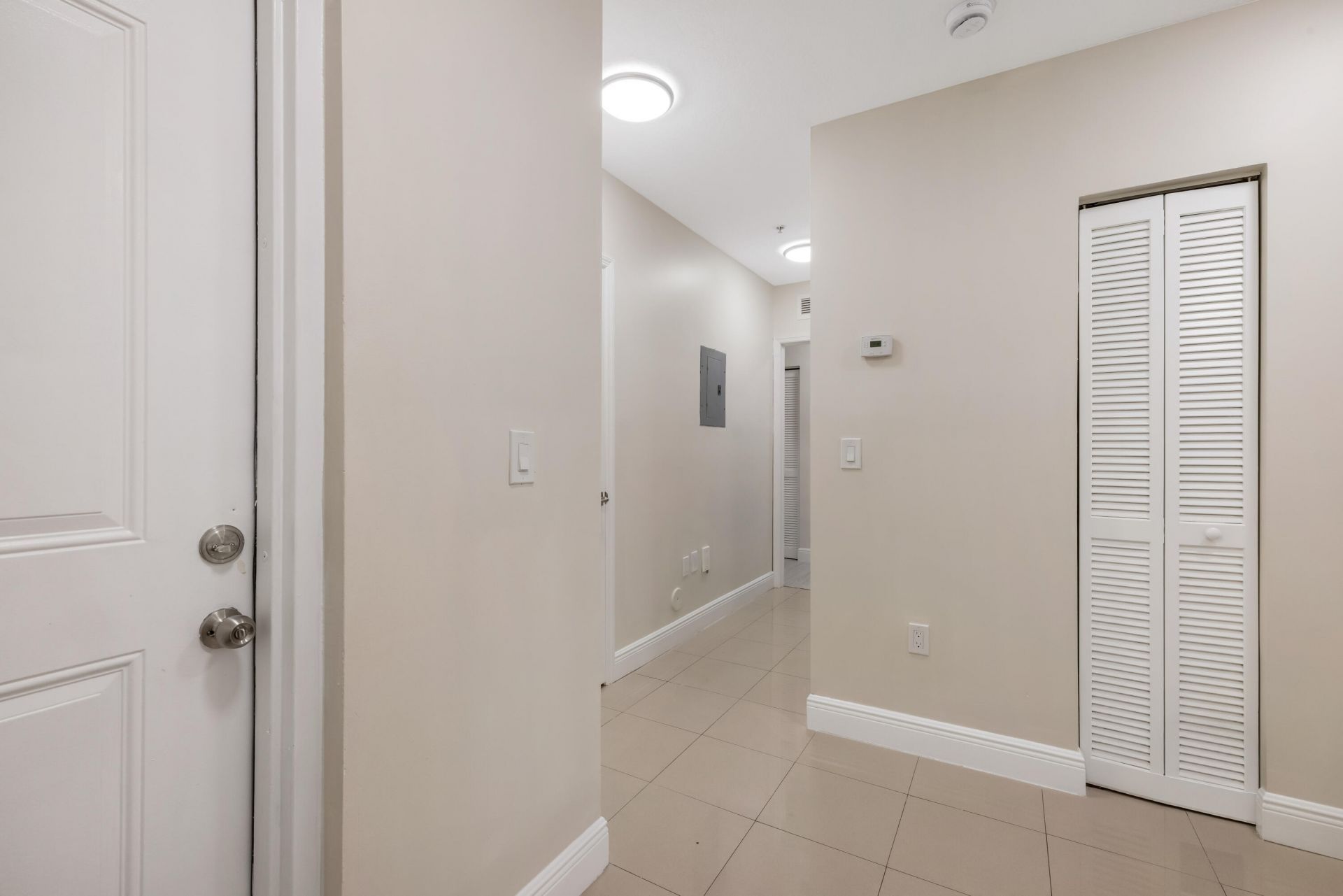 652 NE 63rd Street, Unit 206, Miami, FL 33138 Photo