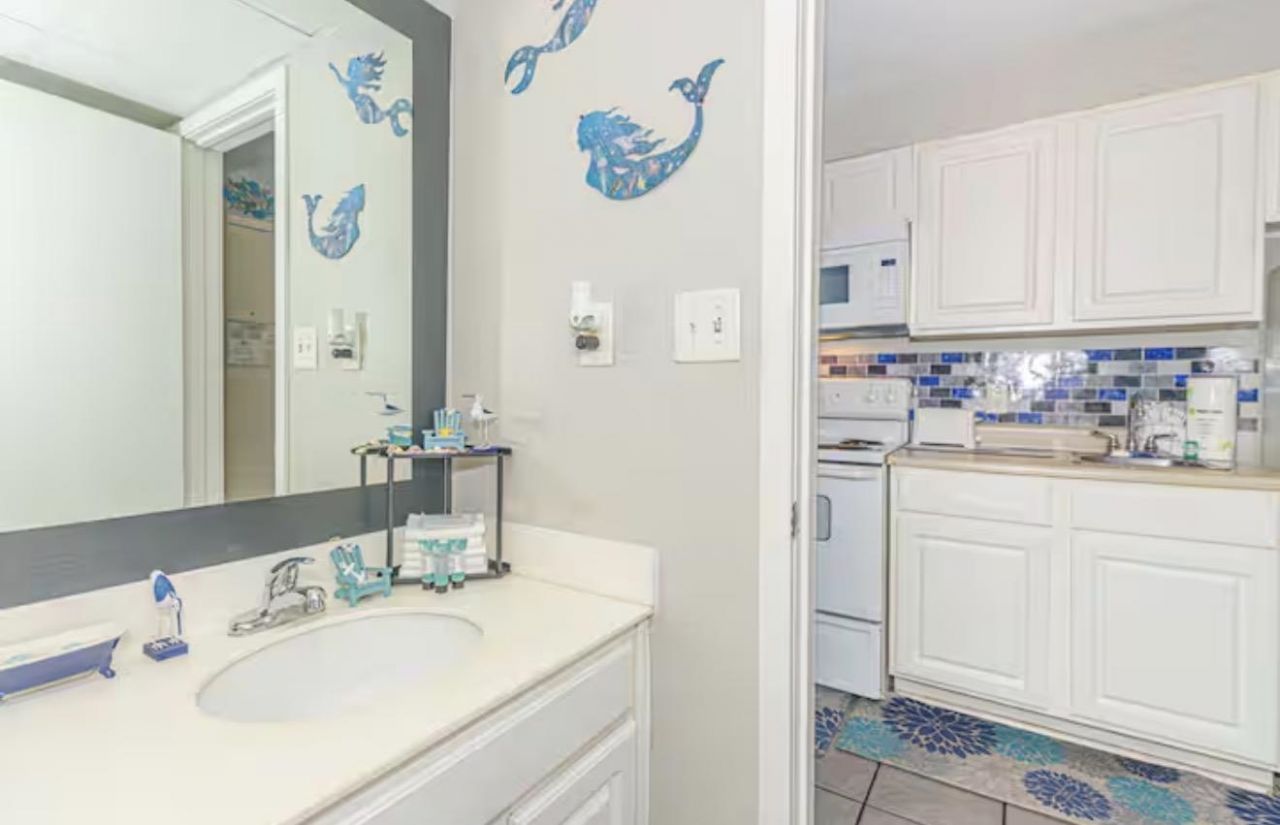1207 N Ocean Blvd. Photo 11