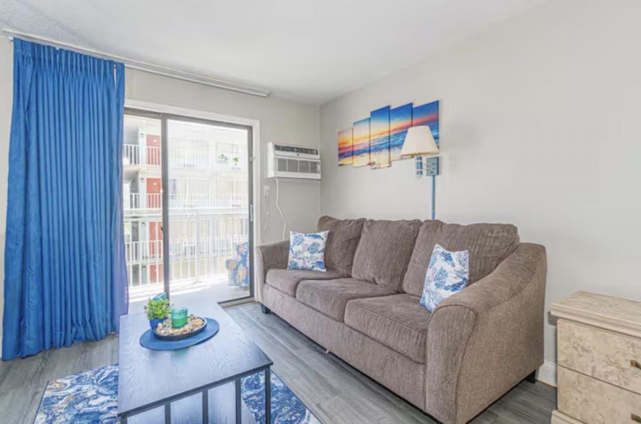 1207 N Ocean Blvd. Photo 5