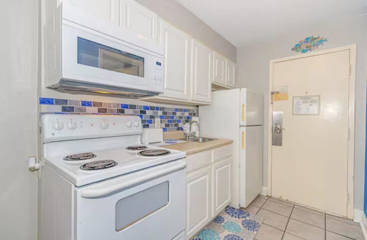 1207 N Ocean Blvd. Photo 9
