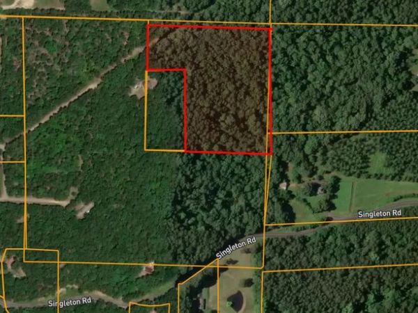 Armer Lane , Dover, AR 72837