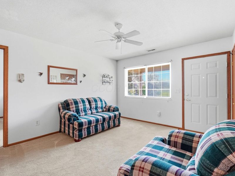 4359 Seahorse Lane , Groveport, OH 43125 Photo 10