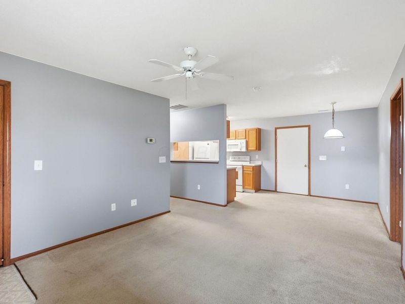 4359 Seahorse Lane, Groveport, OH 43125 Photo 10