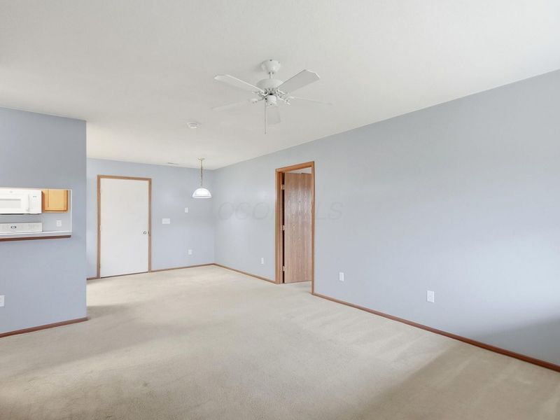 4359 Seahorse Lane, Groveport, OH 43125 Photo 13