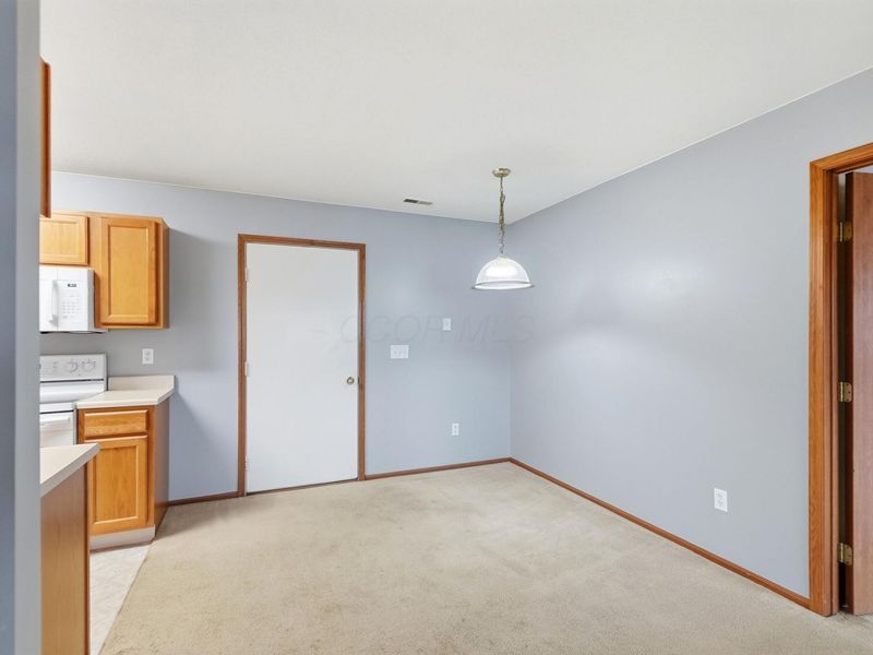 4359 Seahorse Lane, Groveport, OH 43125 Photo 14