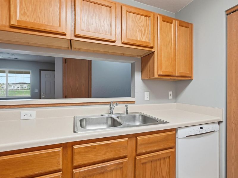 4359 Seahorse Lane, Groveport, OH 43125 Photo 18