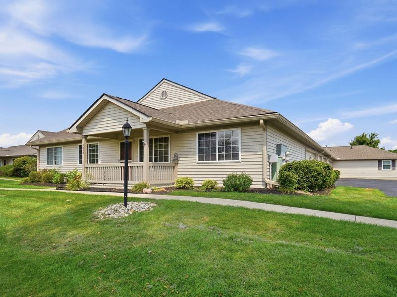 4359 Seahorse Lane , Groveport, OH 43125 Photo 2