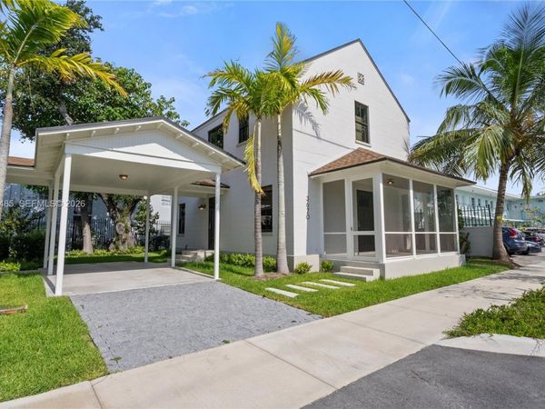 3620 Plaza Street , Miami, FL 33133