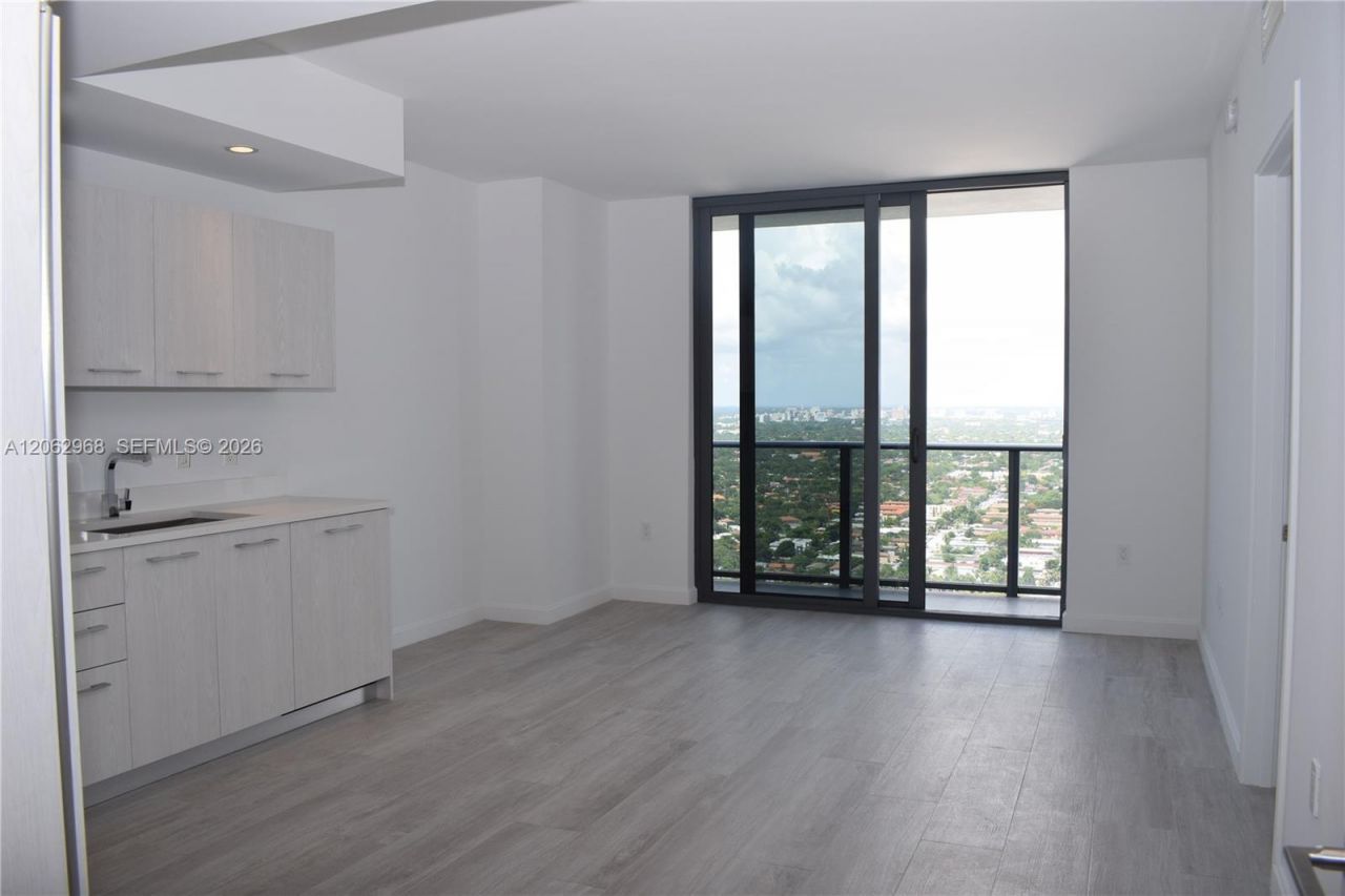 55 SW 9th St , Unit 3507, Miami, FL 33130 Photo