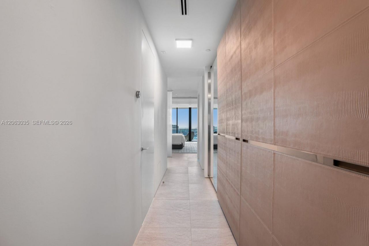 100 S Pointe Dr, Unit 1201/1202, Miami Beach, FL 33139 Photo