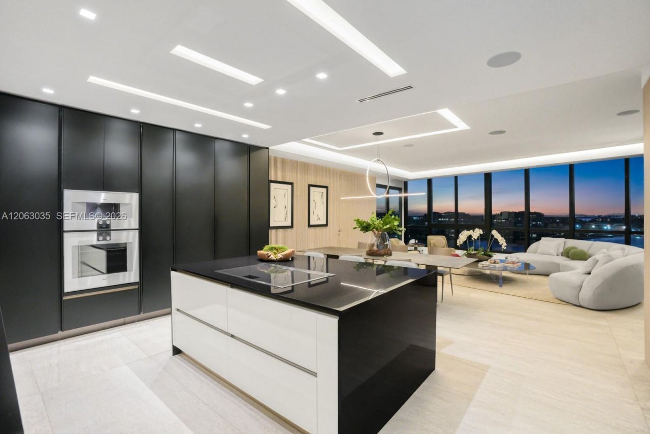 100 S Pointe Dr, Unit 1201/1202, Miami Beach, FL 33139 Photo
