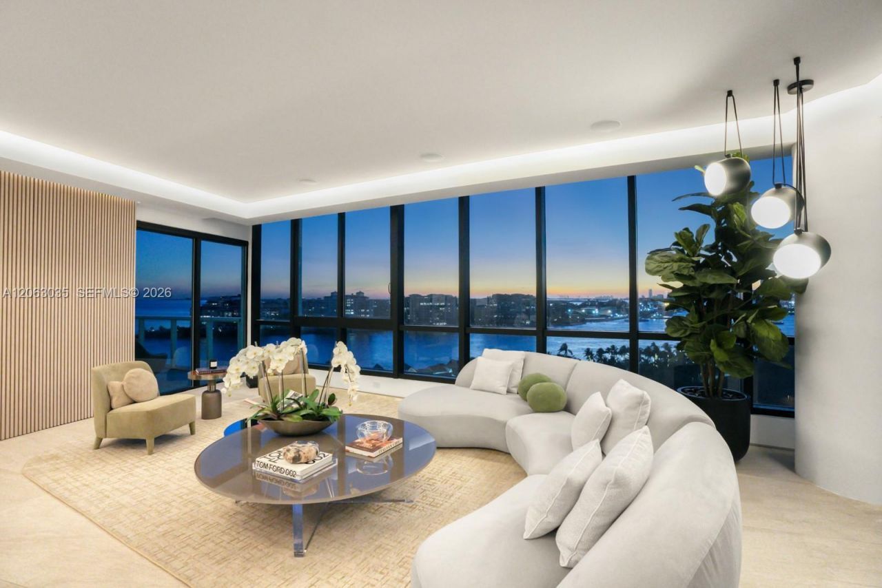 100 S Pointe Dr, Unit 1201/1202, Miami Beach, FL 33139 Photo