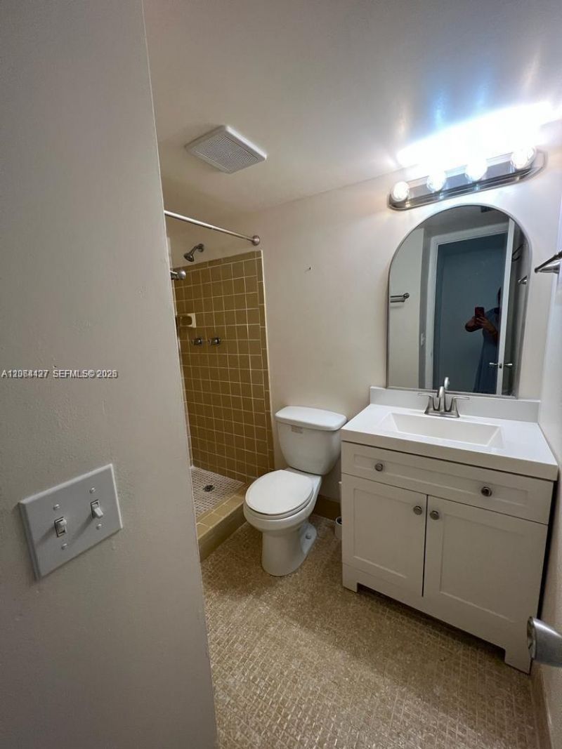 7305 NW 4th Pl , Unit 108, Margate, FL 33063 Photo