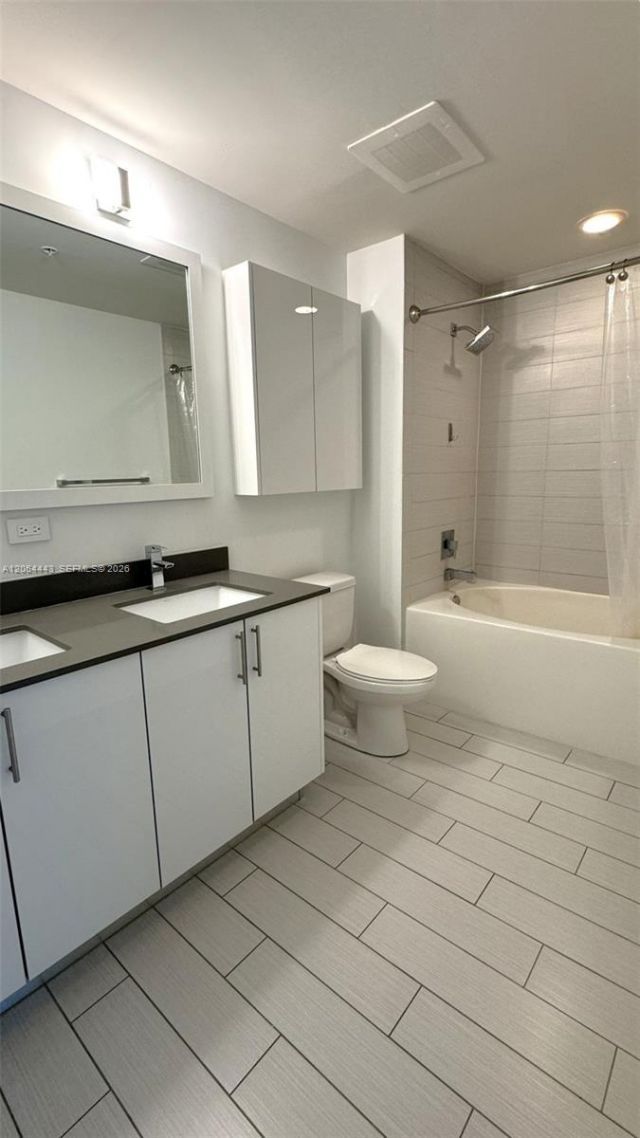 999 SW 1st Ave, Unit 1604, Miami, FL 33130 Photo