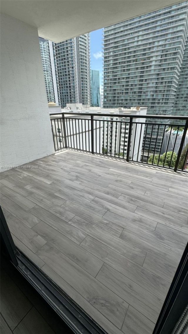 999 SW 1st Ave, Unit 1604, Miami, FL 33130 Photo