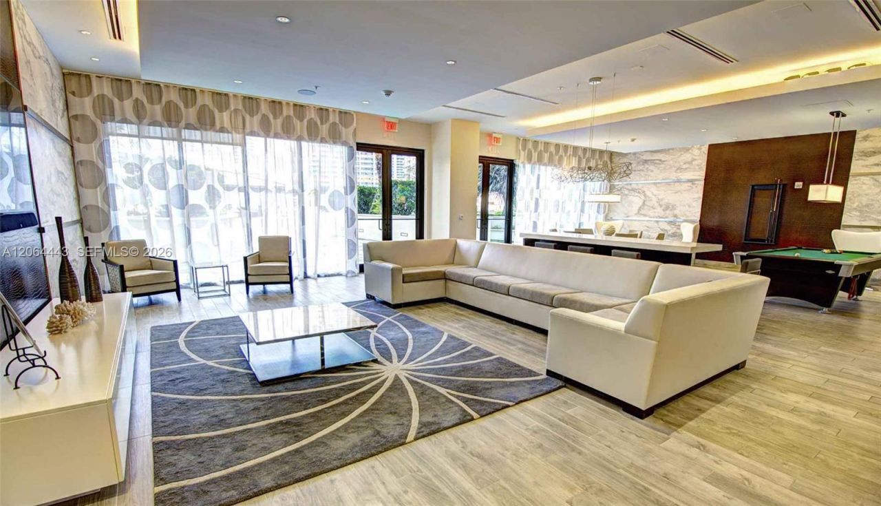 999 SW 1st Ave, Unit 1604, Miami, FL 33130 Photo
