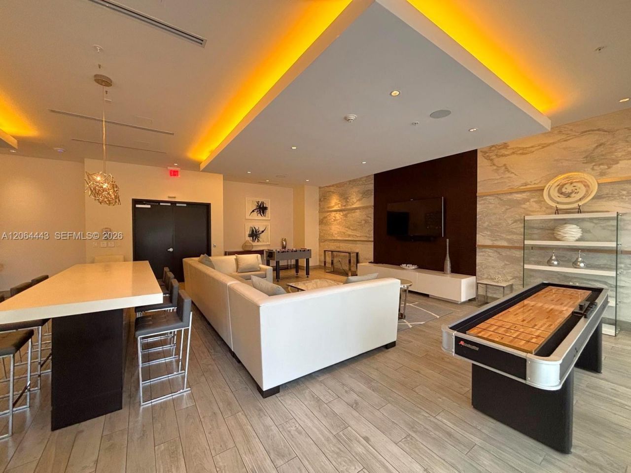 999 SW 1st Ave, Unit 1604, Miami, FL 33130 Photo