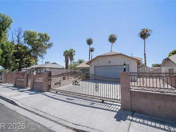 44 Marion Drive, Las Vegas, NV 89110