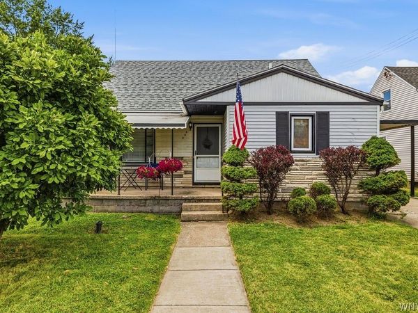 554 79th Street, Niagara Falls, NY 14304