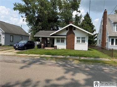 30 W Duquesne Street, Celoron, NY 14720