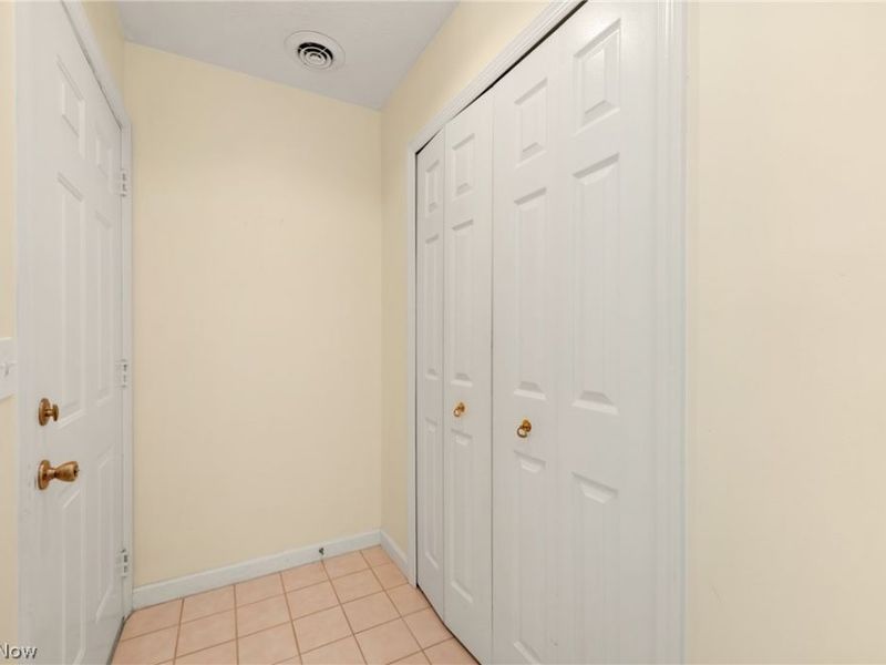 8222 Cyrus Lane , Northfield, OH 44067 Photo 12