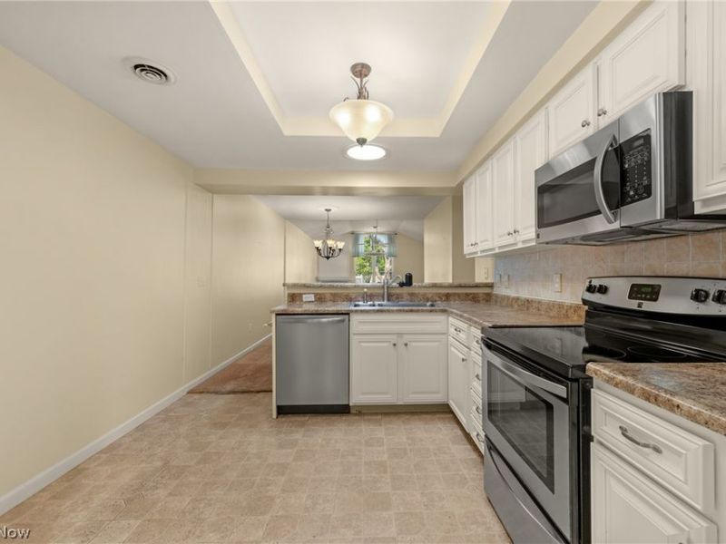 8222 Cyrus Lane , Northfield, OH 44067 Photo 27