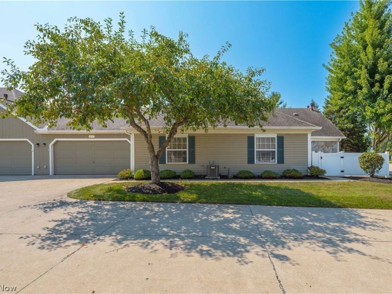 8222 Cyrus Lane , Northfield, OH 44067 Photo 9