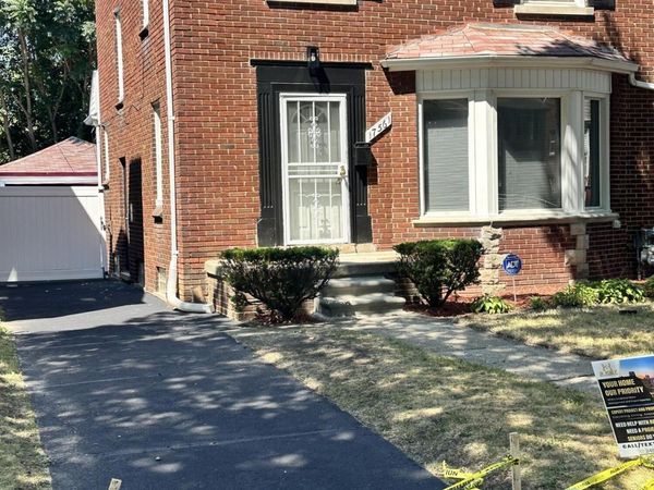 17561 Appoline Street, Detroit, MI 48235