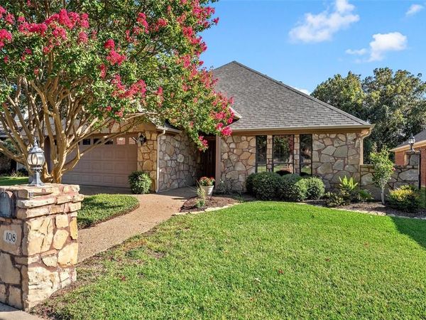 108 Landsborough Drive, Waco, TX 76712