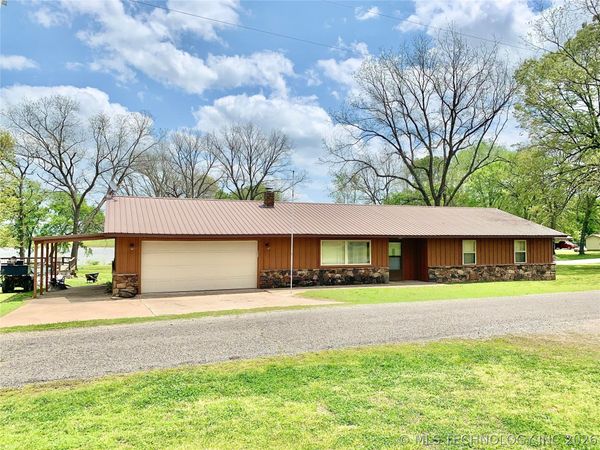 113 N Sam Boulevard , Stigler, OK 74462