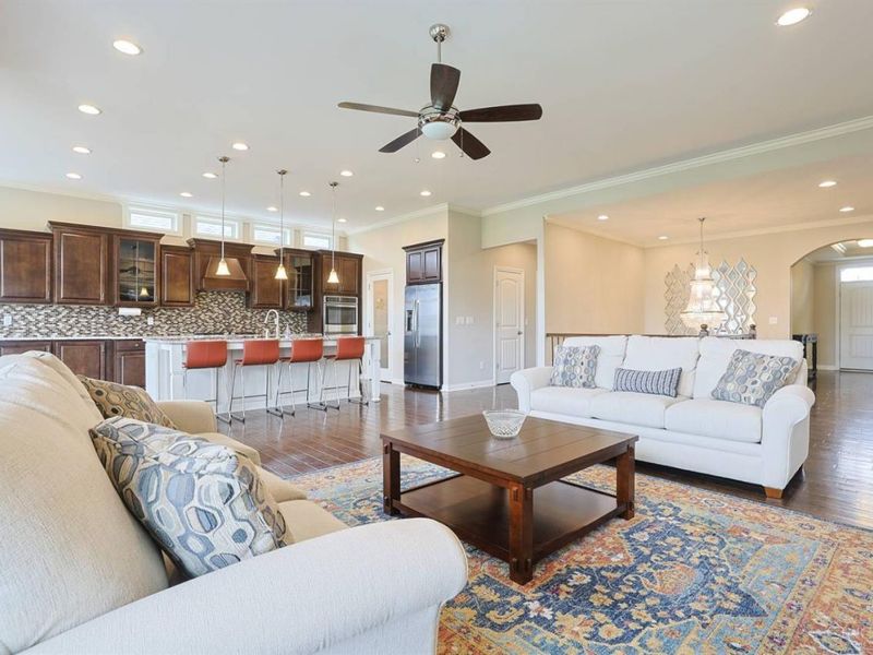 6493 Coach Light Circle, Liberty Township, OH 45011 Photo 10