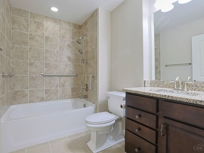 6493 Coach Light Circle, Liberty Township, OH 45011 Photo 35