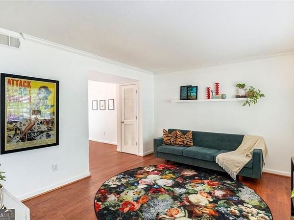 6940 Roswell Road, Unit 16B, Atlanta, GA 30328
