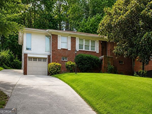 2732 Oldknow Drive NW, Atlanta, GA 30318