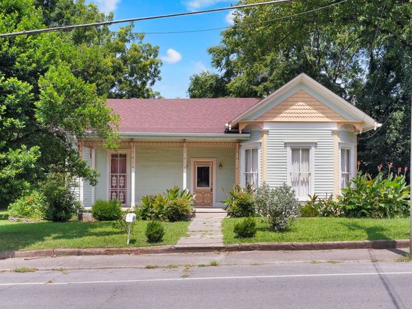 709 Belmont Ave , Shelbyville, TN 37160