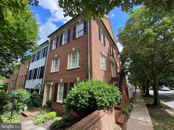 211 RIDGEPOINT PLACE, GAITHERSBURG, MD 20878