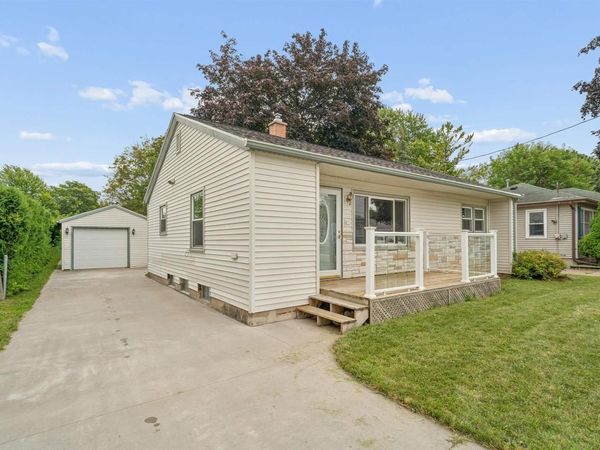 1616 JEFFERSON STREET, Oshkosh, WI 54901