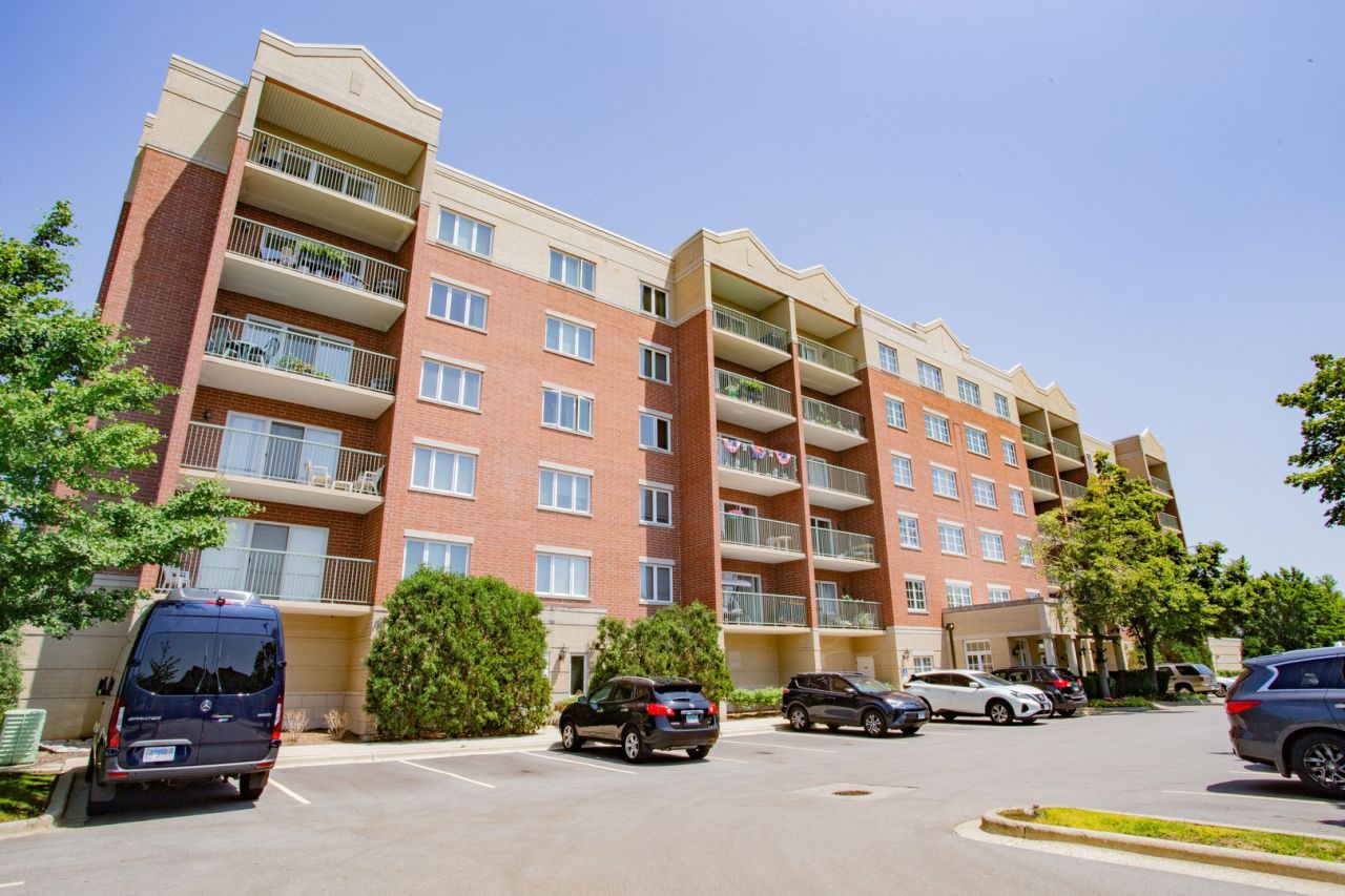 7400 N Lincoln Avenue, Unit 511, Skokie, IL 60076 Main Photo