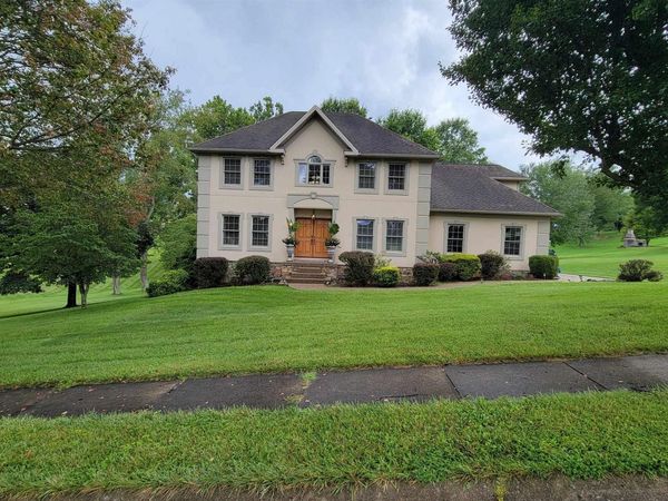 7008 Victorian Drive, Fairmont, WV 26554