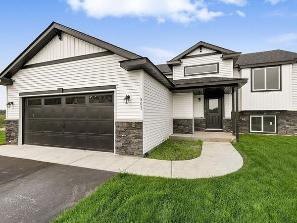 801 Prateria, Avon, MN 56310
