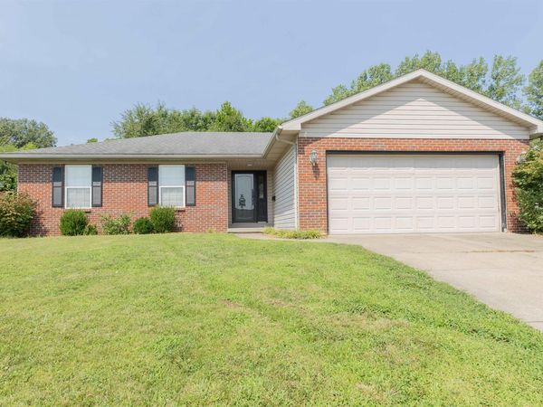 5177 Shenandoah Avenue, Newburgh, IN 47630
