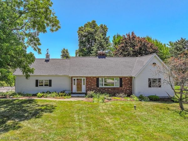 12066 Huntoon Road , Painesville, OH 44077