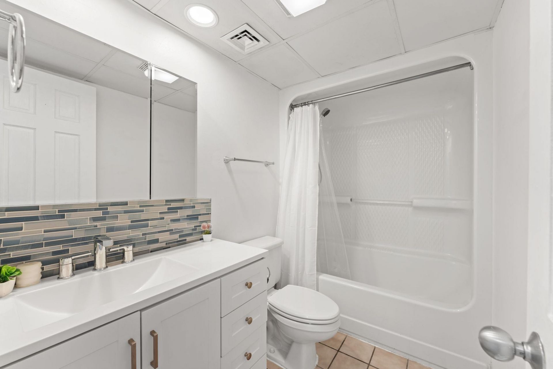 1708 N Ocean Blvd. Photo 15